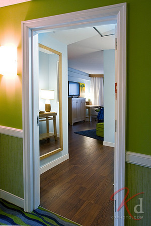 commercial-photography-hotel-indigo-raleigh-durham-rtp-nc-suite-entrance-1