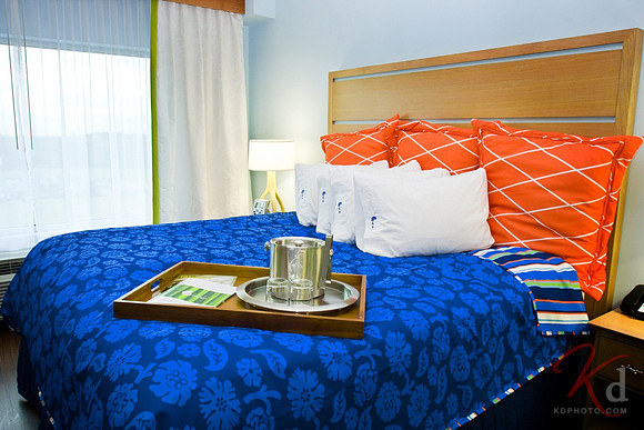 commercial-photography-hotel-indigo-raleigh-durham-rtp-nc-king-1