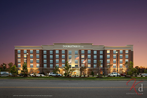 commercial-photography-doubletree-by-hilton-cary-nc-front-exterior-1